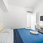 Mila In With Sea View And Private Pool Only 300 Meters From The فيلة *