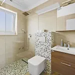 Mila In With Sea View And Private Pool Only 300 Meters From The