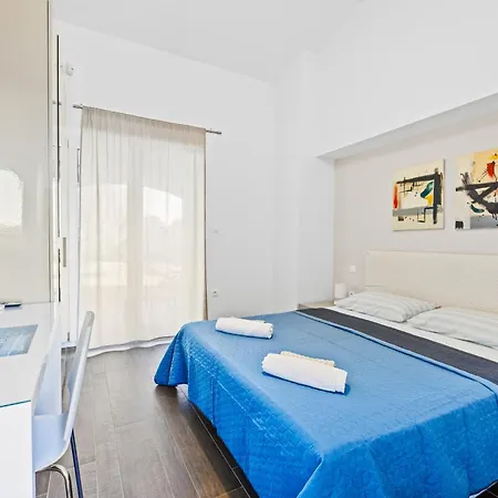 Mila In With Sea View And Private Pool Only 300 Meters From The