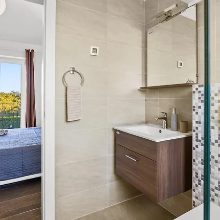 Mila In With Sea View And Private Pool Only 300 Meters From The Villa *