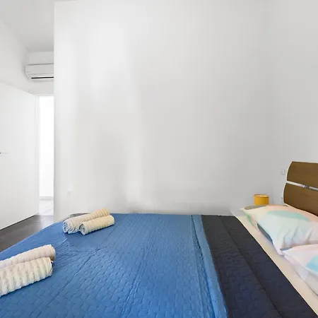 Mila In With Sea View And Private Pool Only 300 Meters From The Villa *