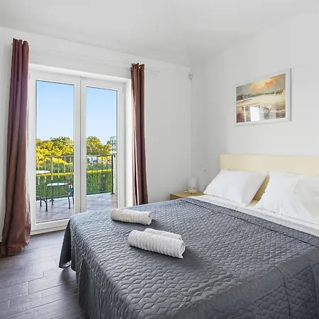 Villa Mila In With Sea View And Private Pool Only 300 Meters From The *