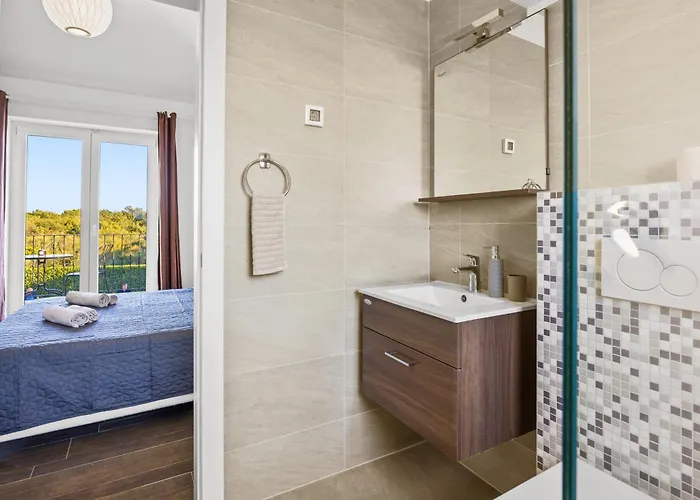 Mila In With Sea View And Private Pool Only 300 Meters From The Villa *